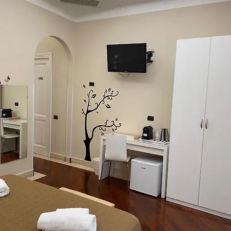 Rent Saint Peter 4* Rom